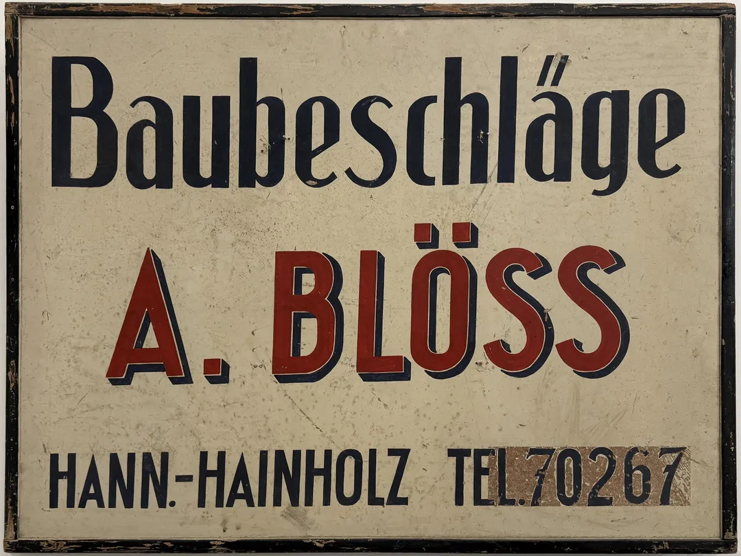 Historisches, handgemaltes Blöss-Firmenschild aus den frühen Jahren des Unternehmens